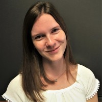 Julia Resinger