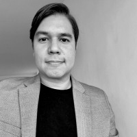 Roberto F. Garza