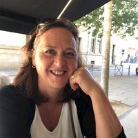 Annemiek Stam