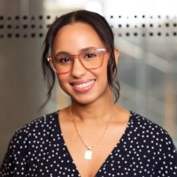 Aileen Sierra, Ms