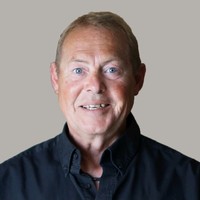 Robert Bushfield