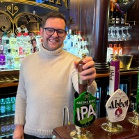 Adam Howells 🟢🟡/🔵🔴