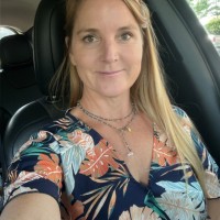 Jennifer Wayne