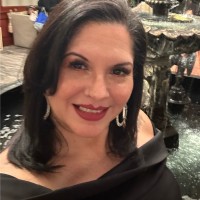 Yvette Quinones
