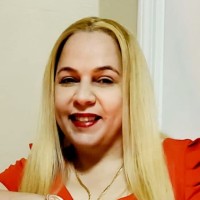 Enid Zayas