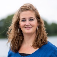 Ramona Van Den Berg