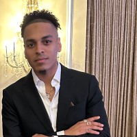 Robert Velez