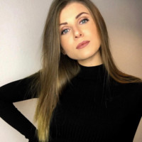 Mia Davis