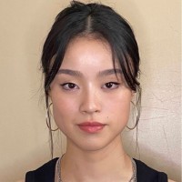 Elizabeth Tang
