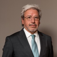 Luis Cifuentes Araya