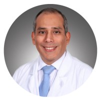Dr. Cesar Gallegos Llerena
