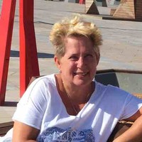 Monique Van Beek