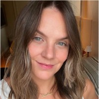 Isabela Fiori Sanches
