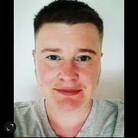 Lee Lester