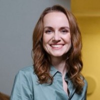 Dr. Lisa Hannusch