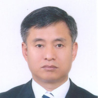 김주신