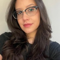 Aline Custodio