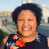 Taya White, Mba