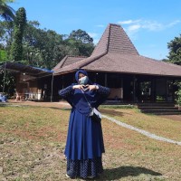 Tia Wahyuningsih