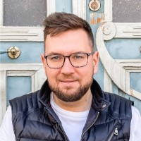 Nayden R. Raychinov