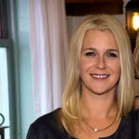 Anneke V.