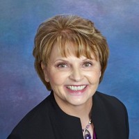 Colleen Wells, Mba