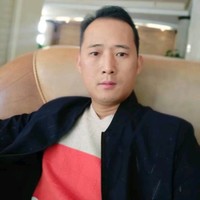 何剑波