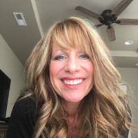 Lainie Carey