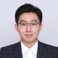 罗俣宸