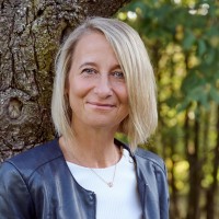 Christine Decker