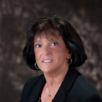 Anne Molchan