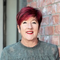 Tracy Thomson