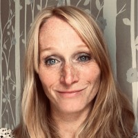 Zoe White