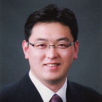 Kwangjin Lee