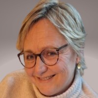 Nancy Van Den Berghe
