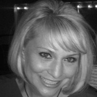 Anne Buechel
