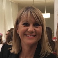 Naomi Knight