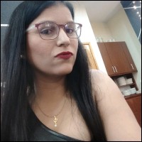 Adriana Molina