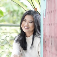 Stefina Tan