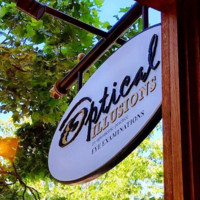 Optical Illusions SM Administrator