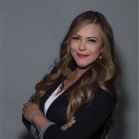 Claudia Lomeli