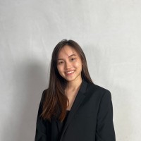 Evelyn Lee