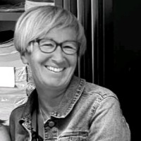 Nathalie Auvret