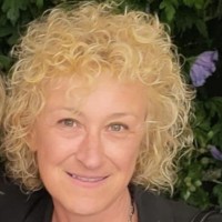 Anja Ferring