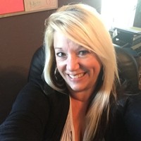 Lara Parker