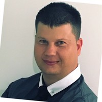 Hennie Stoltz