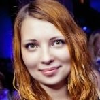 Яна Карапузова