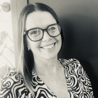 Suzanne Burn