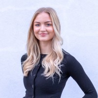 Anna Ayres