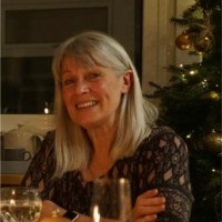 Lesley Elliot